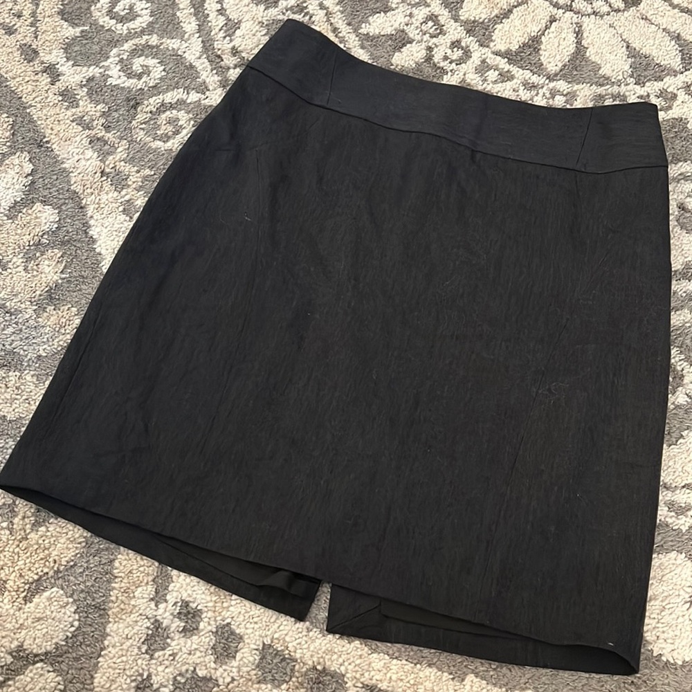 The Limited skirt, dark grey, size 12 EUC!